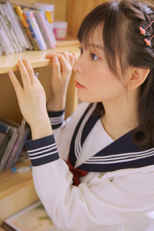 铃村爱里番号