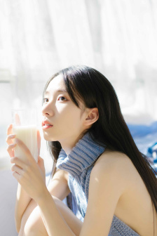 男校女生